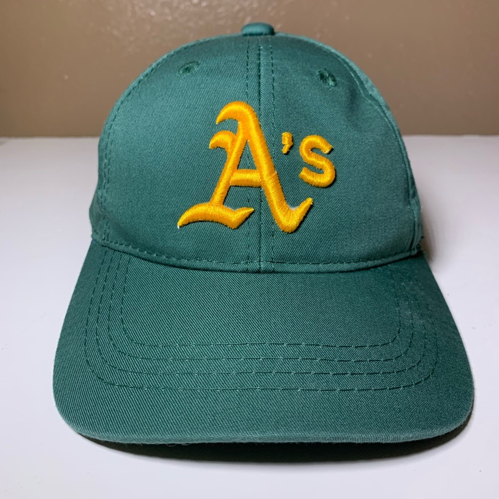 Vintage 80s Oakland Athletics hat